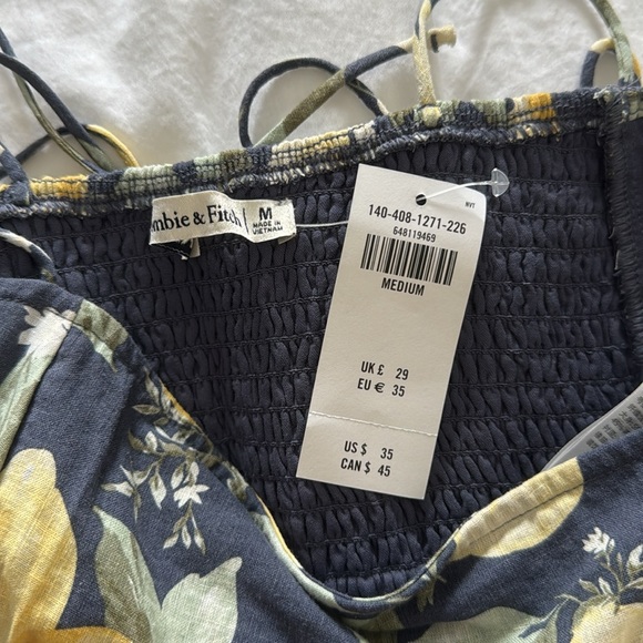 Lemon Print Cropped Top - Picture 4 of 4